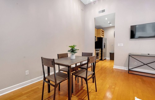 Downtown St. Louis Apartment | Lofts Opop 302 I Modern With a Vintage Twist