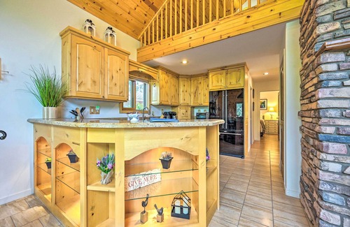 Payson Cabin | Log Cabin in Payson w/Deck, Mtn & Creek Views