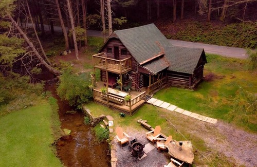 Coudersport Cabin | Log Cabin on Stream Firepit 1 g WiFi Cherry Spring