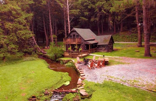 Coudersport Cabin | Log Cabin on Stream Firepit 1 g WiFi Cherry Spring