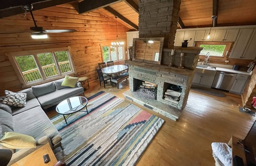 Great Cacapon Cabin | Log Cabin w/Fireplace, EV Station & River Access