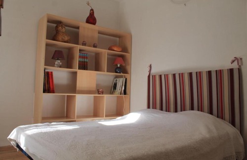 Saint-Martin-le-Vieil House | logement au sein d une abbaye cistercienne