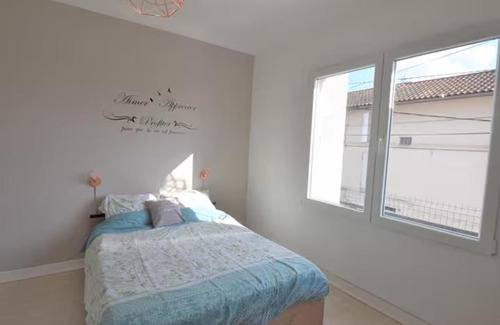 Agen Apartment | Logement Calme 1 chambre avec terrasse