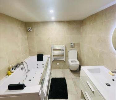 Guerard Apartment | Logement en rez de jardin