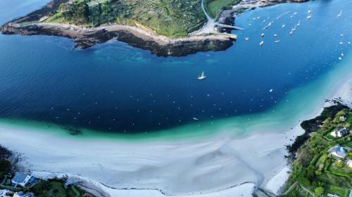 Saint-Pabu House | Logement pour 6 personnes 800 m des plages