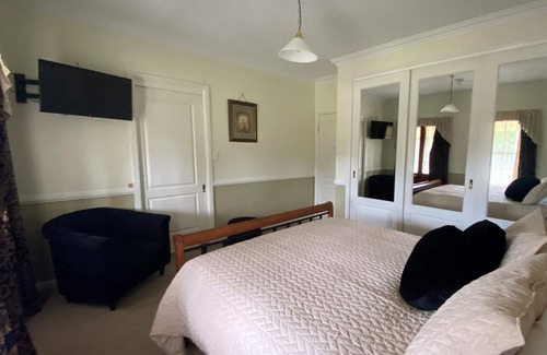 Stanthorpe Bed & Breakfast | Logger's Rest