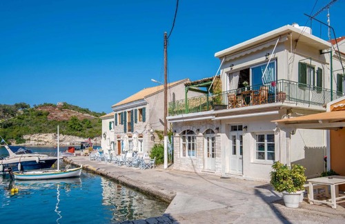 Longos Apartment | Loggos Panoramic Views Electra by Konnect