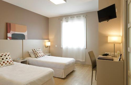 Gondrin Hotel | Logis Hôtel & Restaurant Le Pardaillan