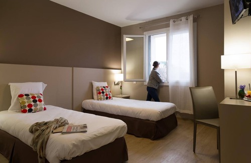 Gondrin Hotel | Logis Hôtel Restaurant Le Pardaillan