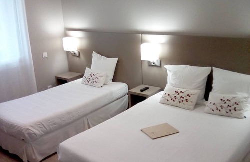 Gondrin Hotel | Logis Hôtel Restaurant Le Pardaillan