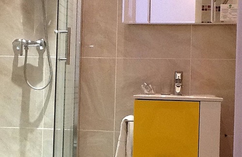 La Californie Hotel | Logis Hôtel Villa Victorine