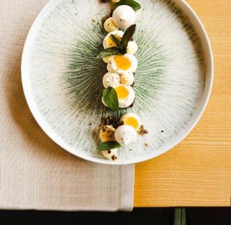 Thury-Harcourt Hotel | Logis Hotel Le Relais De La Poste Restaurant Le Fil du Temps