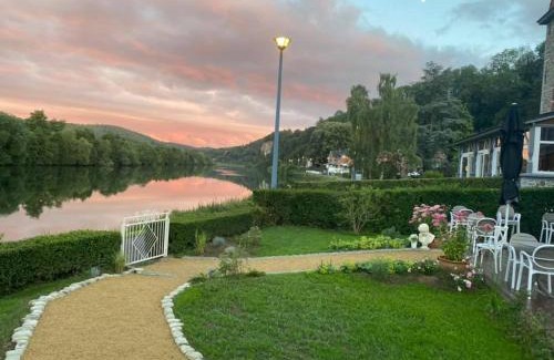Annevoie-Rouillon Apartment | Logis Le P'tit Rouillon au Rythme de la Meuse