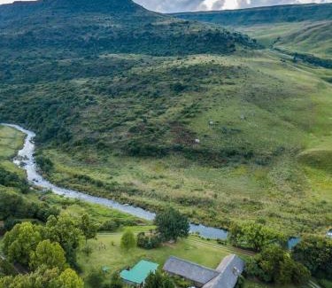 Imbabazane House | Lolambazo Country House & Cottage - Giants Castle Drakensberg
