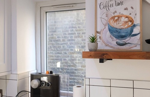 Kilburn Apartment | London 2 bed | Iconic Abbey Road | Zone 2