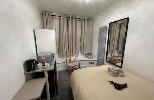 Cathedrals House | London Bridge Room