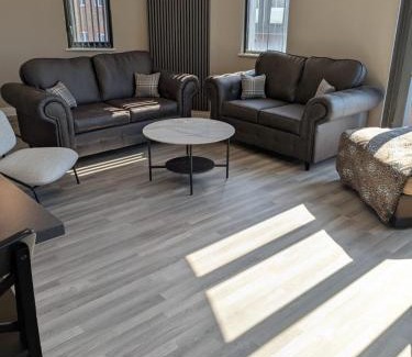 Yiewsley Apartment | London Heathrow Apartment - West Drayton