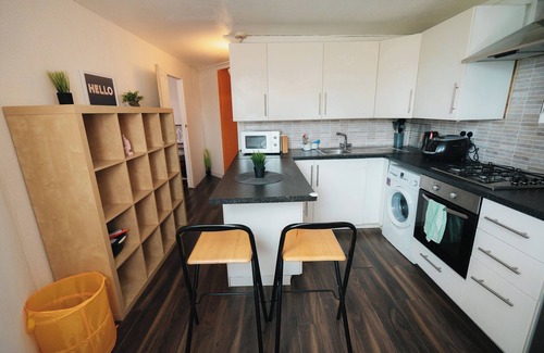 Chelsea Riverside Apartment | London Luxury Flat - Upper Whistler Walk