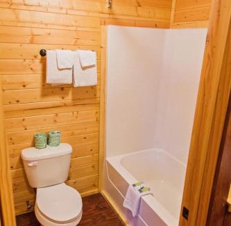 Big Lake Hotel | Lone Star Lodge