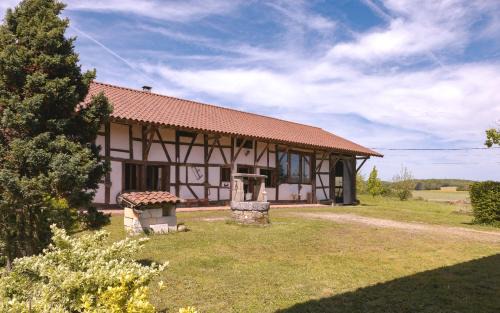 Cormoz House | Longère bressane de la Verne