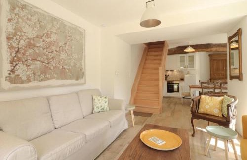 Saint-Fraimbault House | Longère spacieuse avec jardin et terrasse au cœur de Saint-Fraimbault - FR-1-497-246