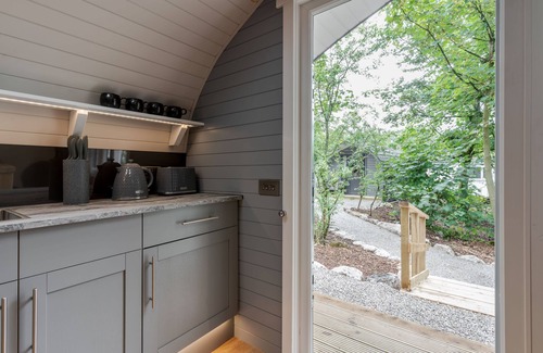 Skipton Cabin | Long Ashes - Yan - a long ashes park that sleeps 2 guests in 1 bedroom