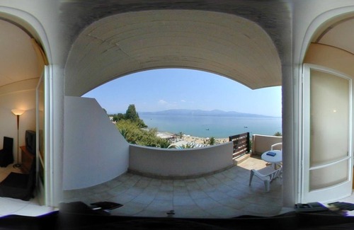 Longos Hotel | Long Beach Resort