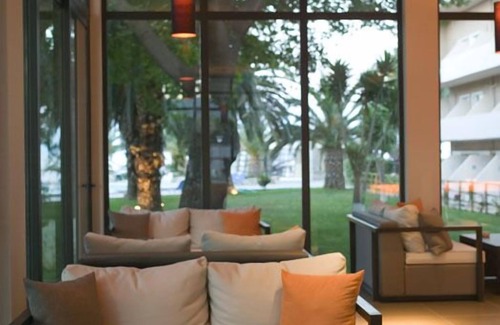 Longos Hotel | Long Beach Resort