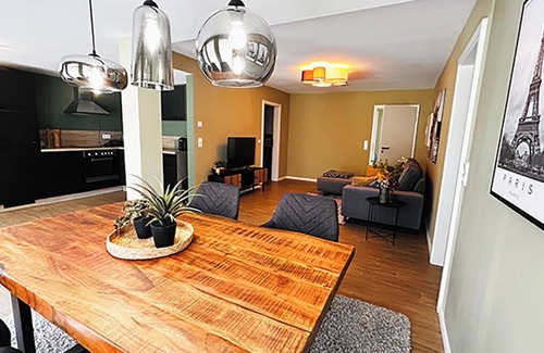 Morsbach Apartment | Long-distance view in the Oberbergisches Land, right next to the forest, in the countryside and in peace and quiet.