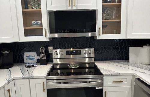 Whitney Beach Villa | Longboat Key North Shore, BEAUTIFUL PRIVATE BEACH 1.5 blocks away.