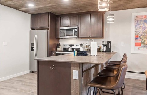 Historic District Condo | Longbranch Condo Cozy 2BDR - Walk to Main Street