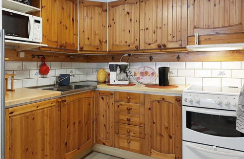 Lonsboda House | Look forward to a relaxing vacation close to nature in this beautiful vacation home!