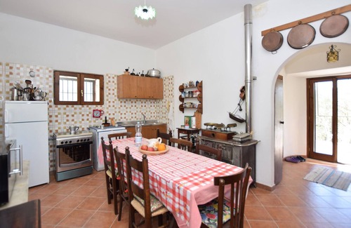 Turania House | Look forward to unforgettable days in this inviting vacation home surrounded by beautiful nature.