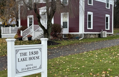Auburn House | Looking for accommodations in Auburn or the Fingerlakes?