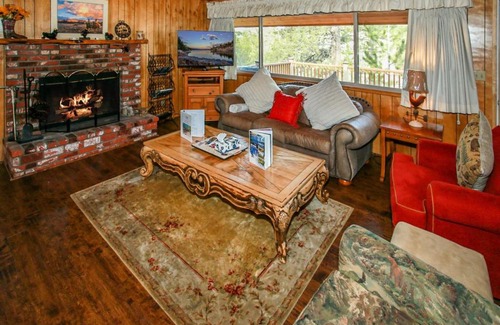 Whispering Forest House | Lookout Mountain