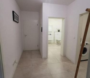 Kitzingen Apartment | LOOT: Moderne Wohnung/Zentral