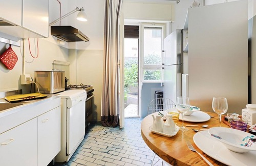 Trionfale Apartment | Loquat House by Rentbeat