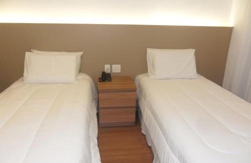 Nossa Senhora de Lourdes Hotel | Lord Hotel Aeroporto Confins