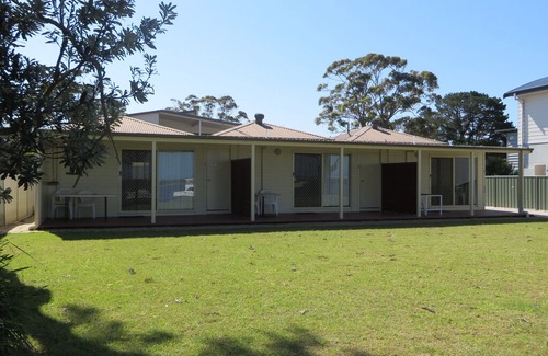 Shoalhaven Heads Cabin | Lorsens On The River - Cabin 3