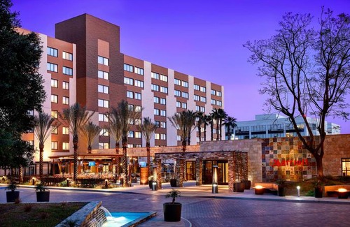 Burbank Hotel | Los Angeles Marriott Burbank Airport