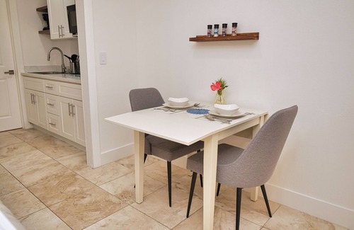 Cambrian House | Los Gatos Studio | PetFriendly | King Bed | W/D