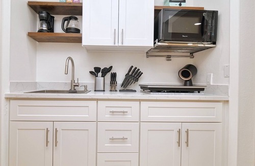 Cambrian House | Los Gatos Studio | PetFriendly | King Bed | W/D