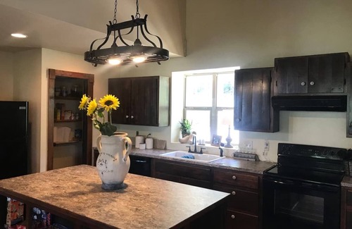 Checotah House | Lost Boys' Hideout Lake Eufaula Rental with dock