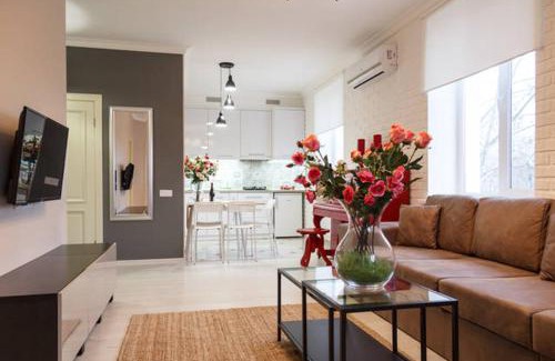 Mykolaiv Apartment | Lotos for You Apartments 2, RED PIANO
