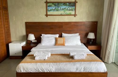 Kandy Hotel | Lotus Lake Residence