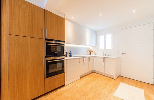 La Garde-Freinet Apartment | Lou Paradou - Village, pool and parking