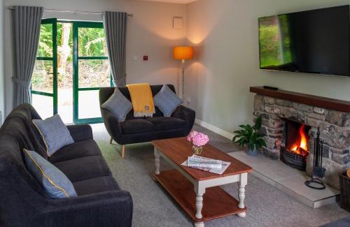 Castlebar House | Lough Lannagh Self Catering Cottages