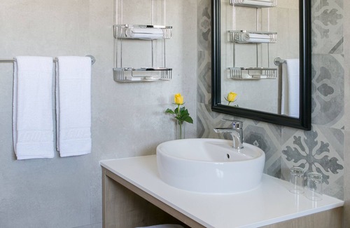 Chlorakas Hotel | Louis Paphos Breeze