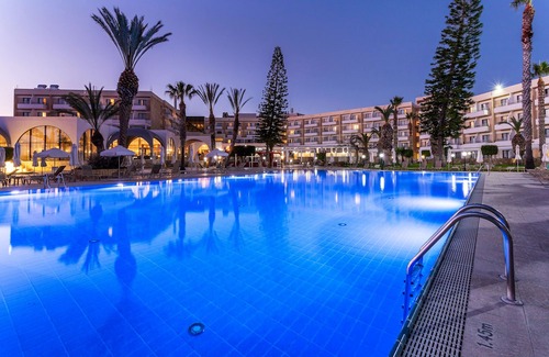 Geroskipou Hotel | Louis Phaethon Beach