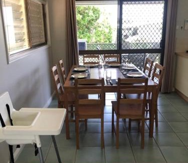 Mount Louisa Apartment | LOUISA